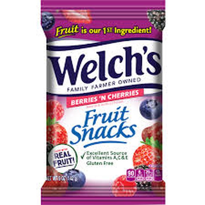 Welch's Berries 'N Cherries Fruit Snacks 5 oz Bags wholesale candy/snack retail distribution